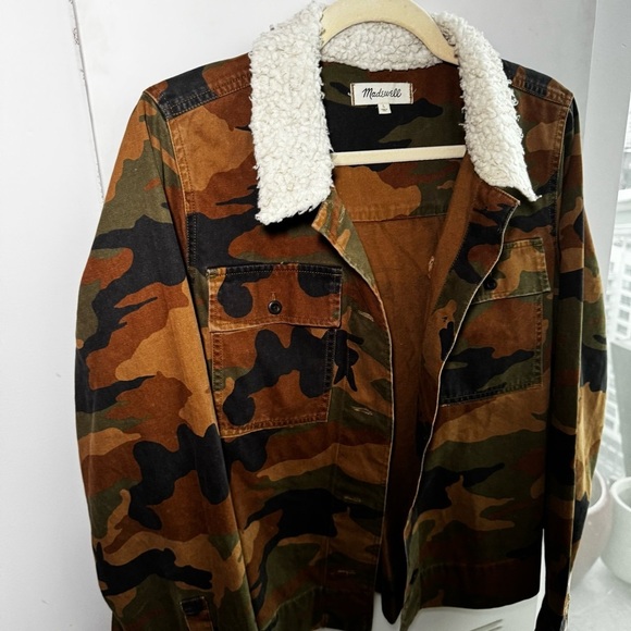 MADEWELL Northward Cropped Army Jacket in Cottontail Camo: Sherpa Edition - Picture 6 of 13